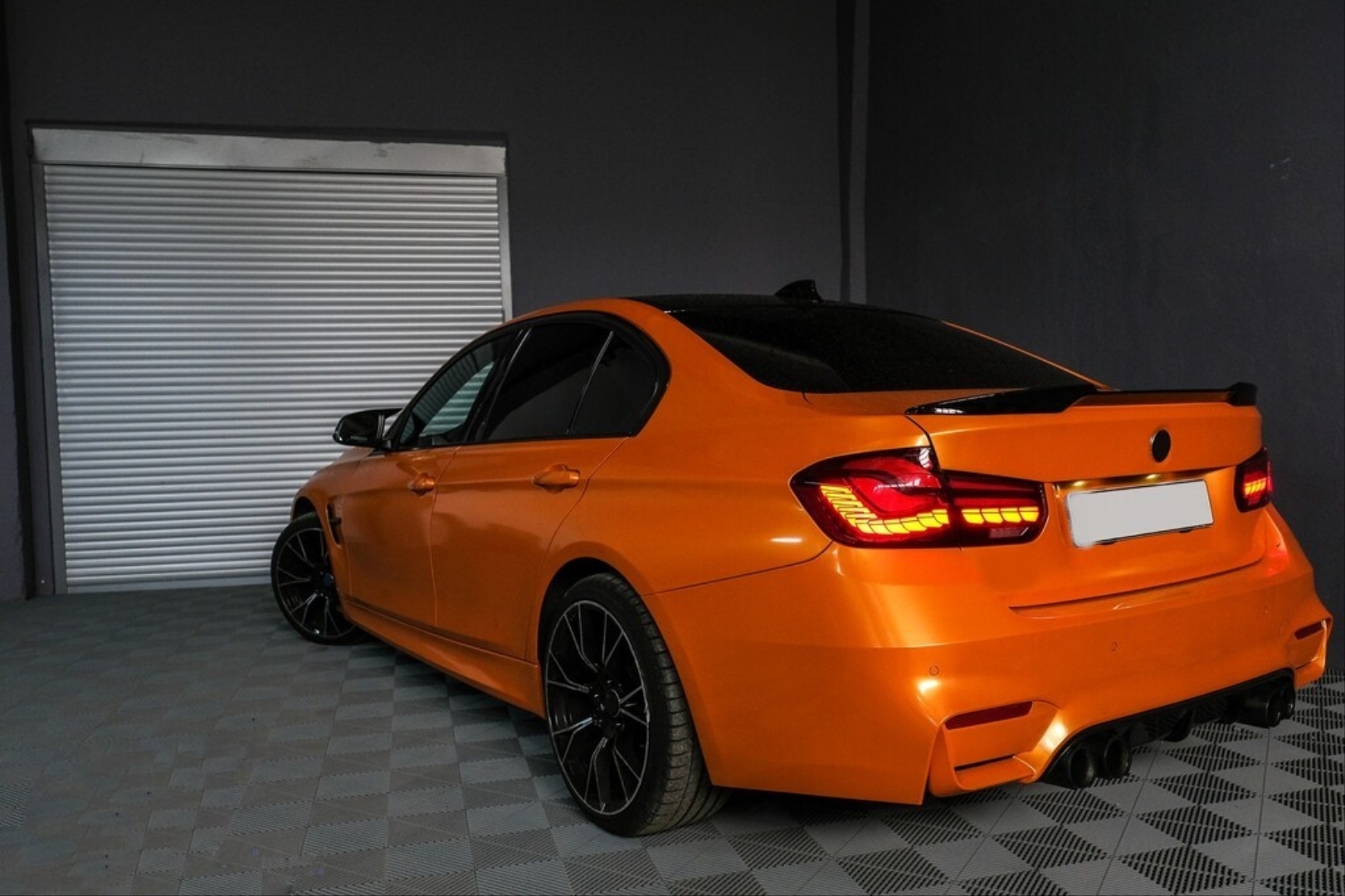 BMW 3 Serisi F30 (2012-2018) M4 Görünüm Spoiler - Piano Black 5