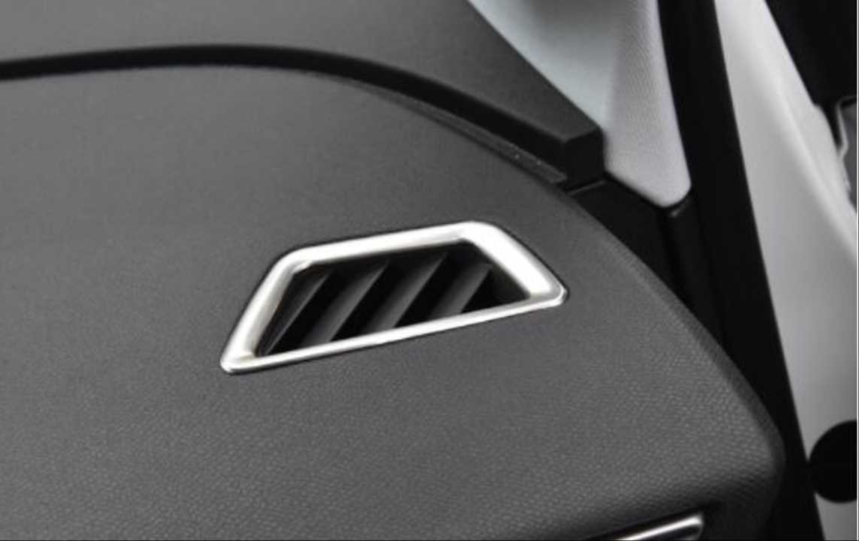 Peugeot 3008 (2016 ve sonrası) İç Hava Menfez Kaplama 2 Parça 3