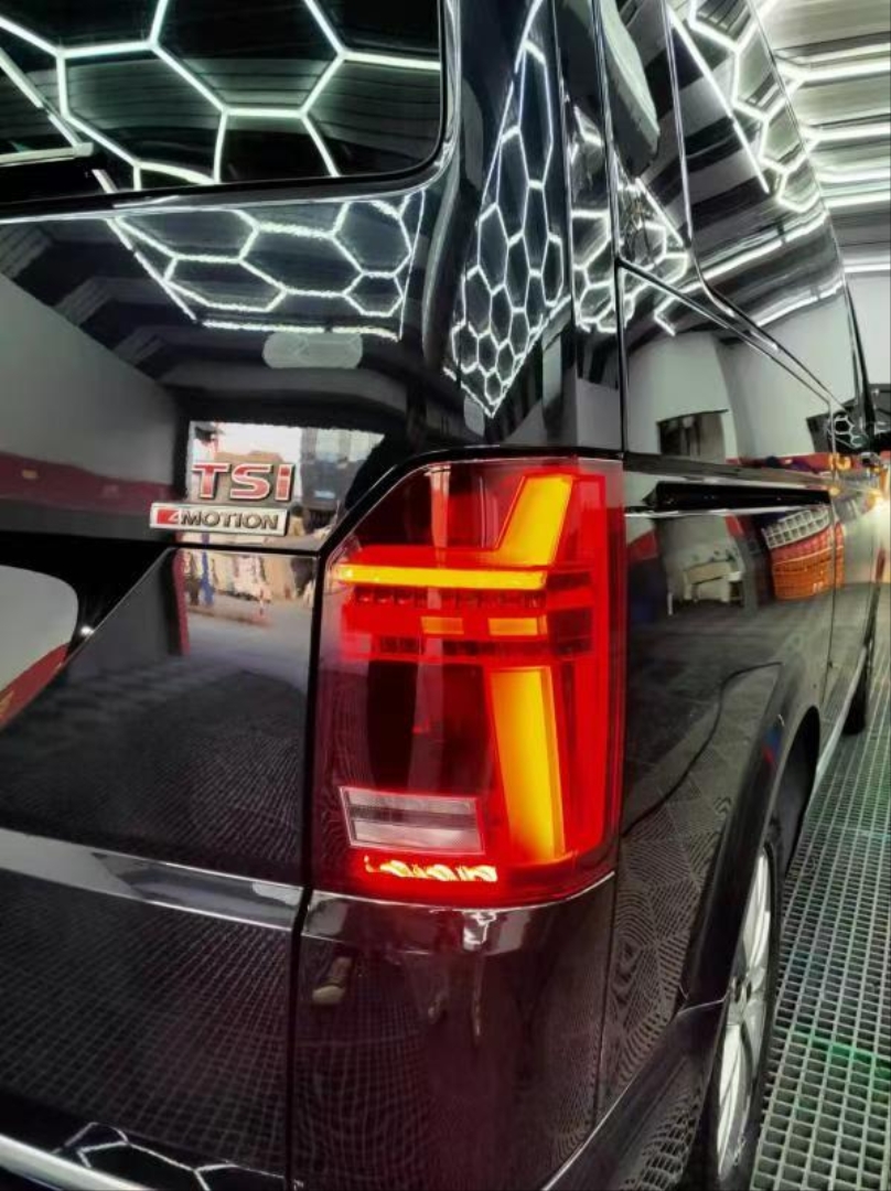 Volkswagen Transporter T6.1 ve Caravelle Uyumlu Smoke LED Stop 2
