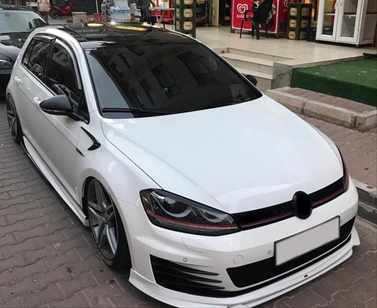 Universal Çamurluk Venti 3