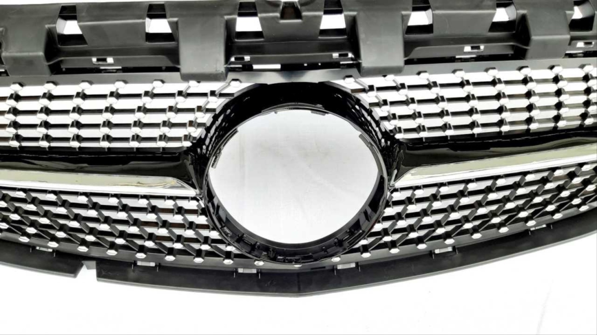 W117 CLA için Uyumlu Diamond Panjur - Siyah 3