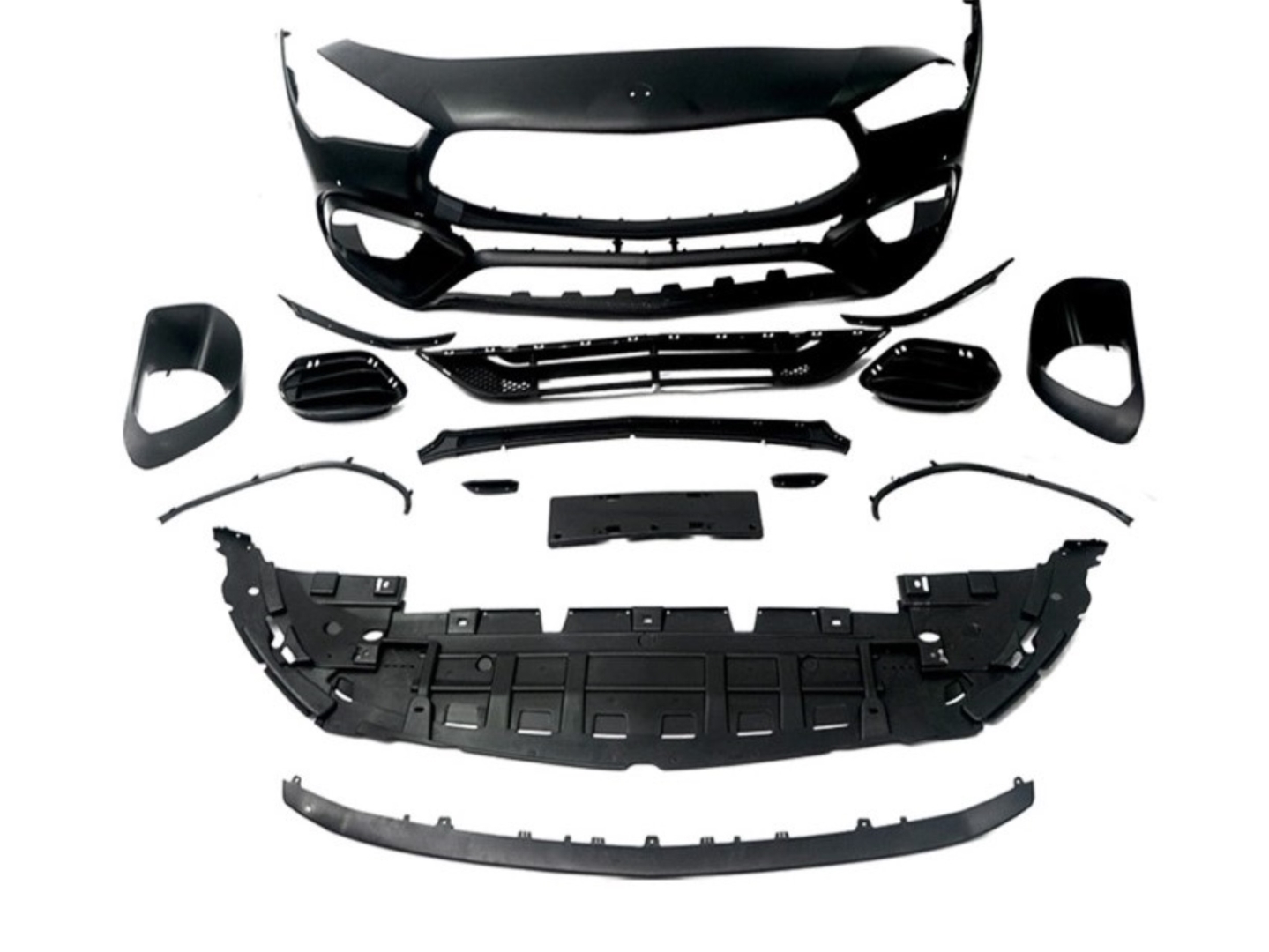 Mercedes-Benz CLA 45 Görünüm Full Body Kit (Ön Tampon, Panjur, Difüzör, Egzoz) 2