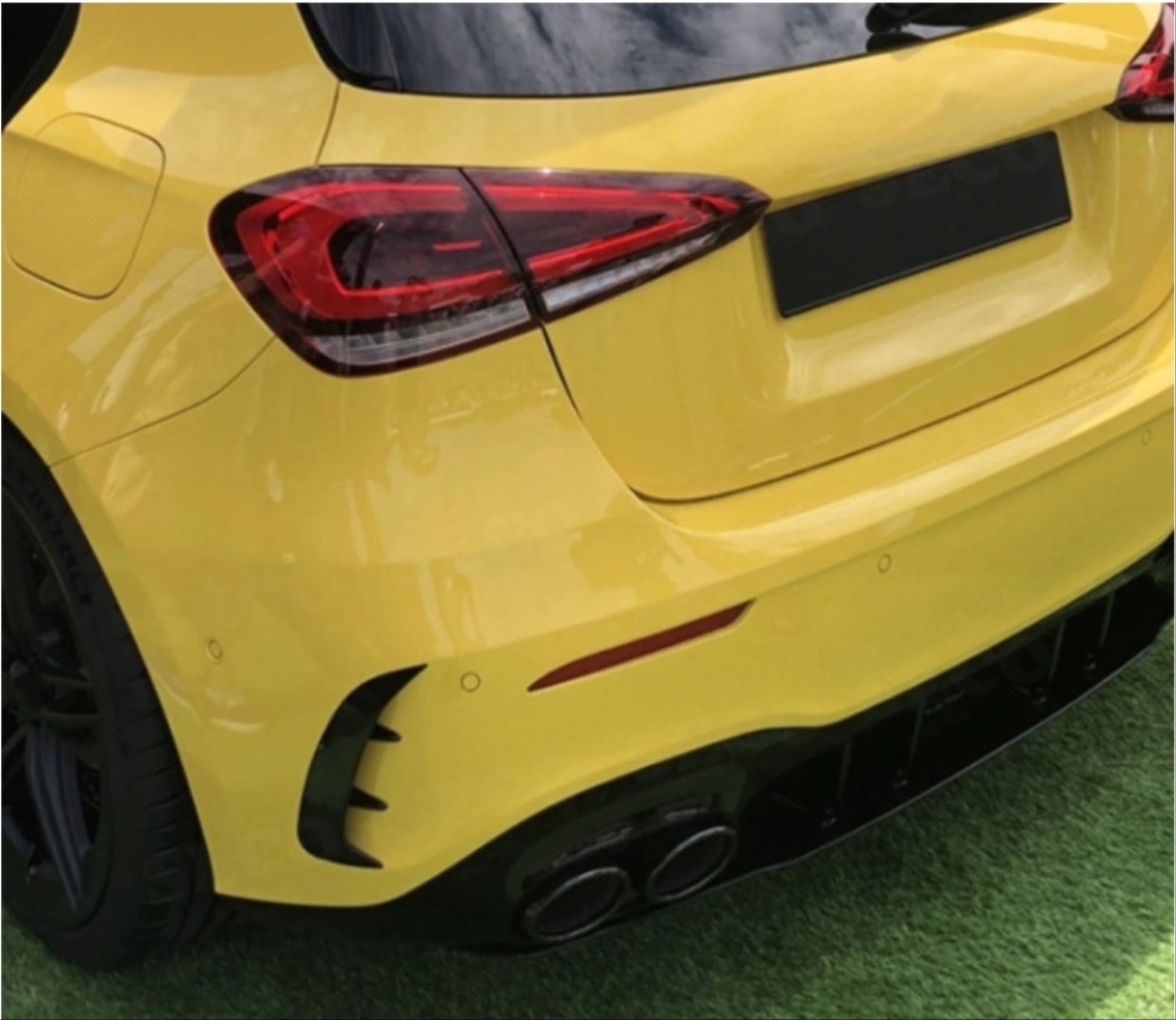 AMG Arka Tampon İçin Vent Trim Seti - W177 2019+ A Serisi 2