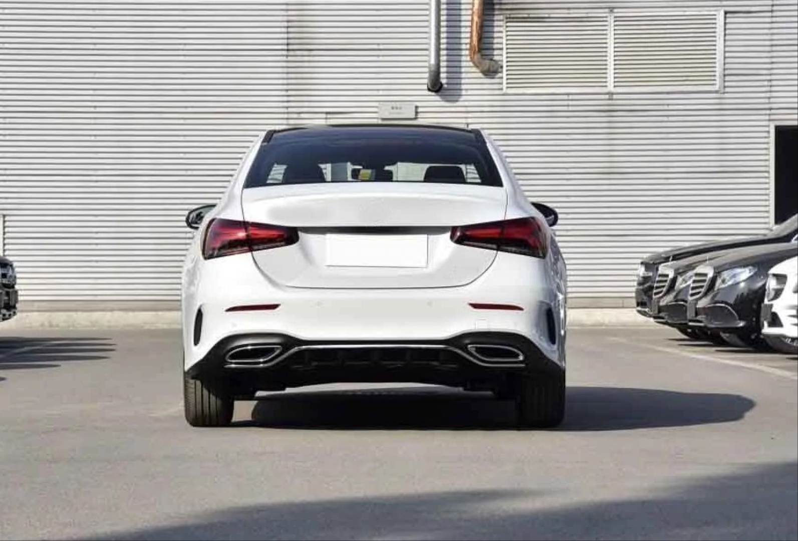 Mercedes-Benz W177 A Serisi İçin Uyumlu AMG Görünüm Seti (Ön Arka Tampon, Diamond Panjur, Marşpiyel, Egzozlar) 5
