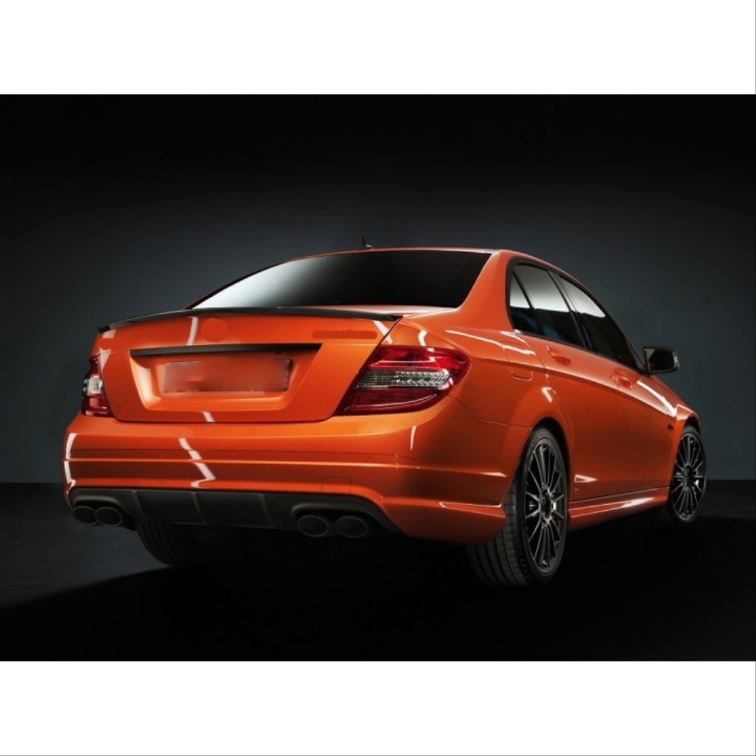 W204 C Serisi 2007-2011 için Uyumlu C63 Body Kit (Makyajsız) 3