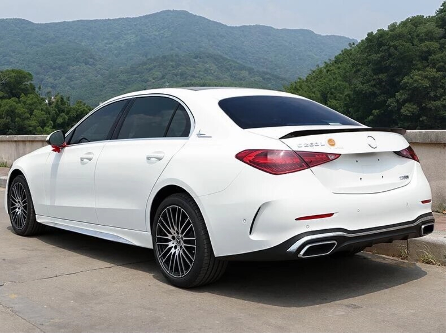 W206 C Serisi 2021+ C63s Spoiler (Piano Black) 3