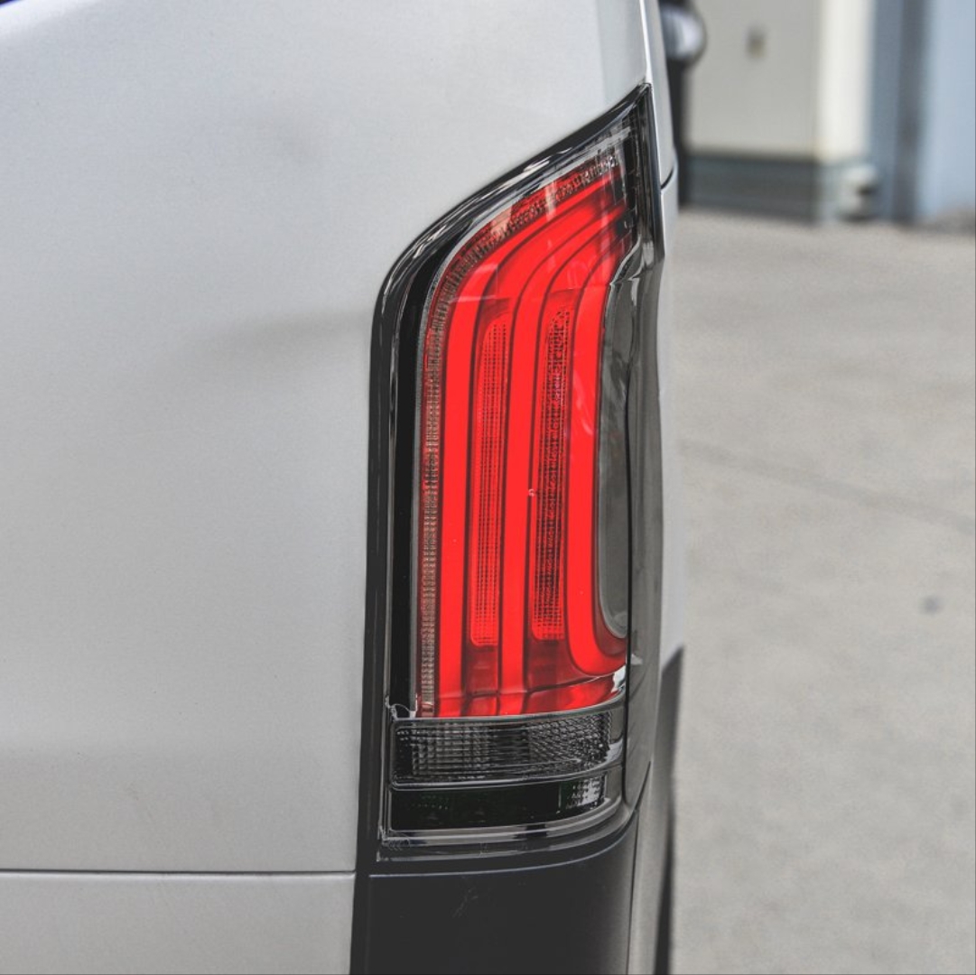 W447 Vito 2015-2019 İçin Uyumlu LED Stop - Smoke 2