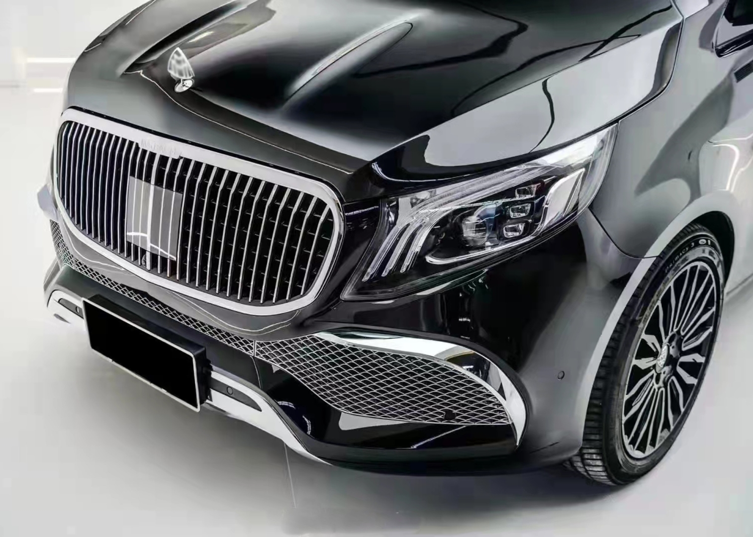Mercedes-Benz Vito W447 GLS Maybach Body Kit 2