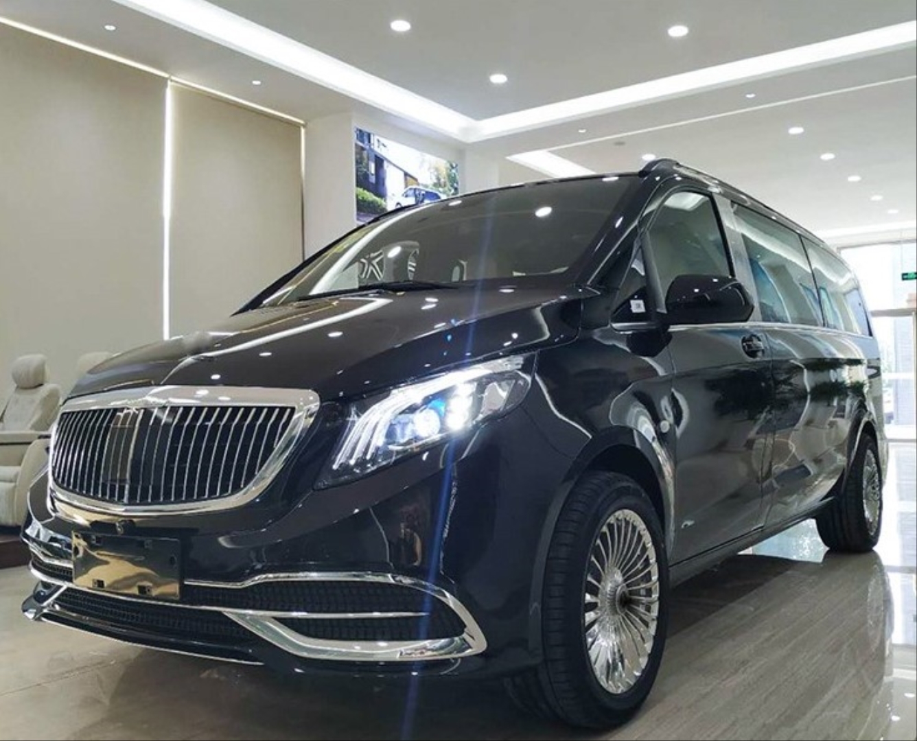 W447 Vito Uyumlu Maybach Görünüm Body Kit (Kaputsuz-Büyük Panjur) 3