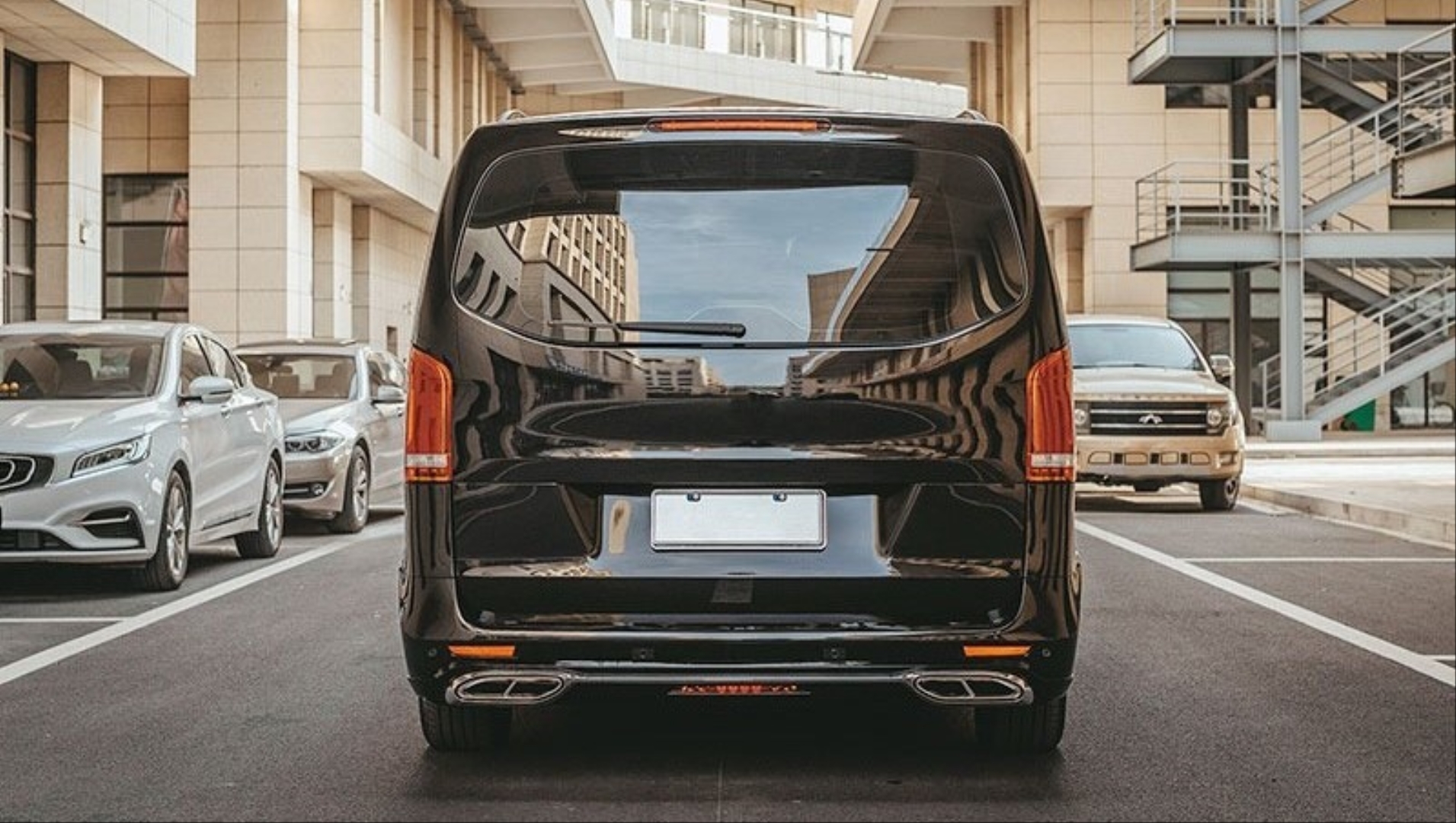 W447 Vito Uyumlu Maybach Görünüm Body Kit (Kaputsuz-Büyük Panjur) 4