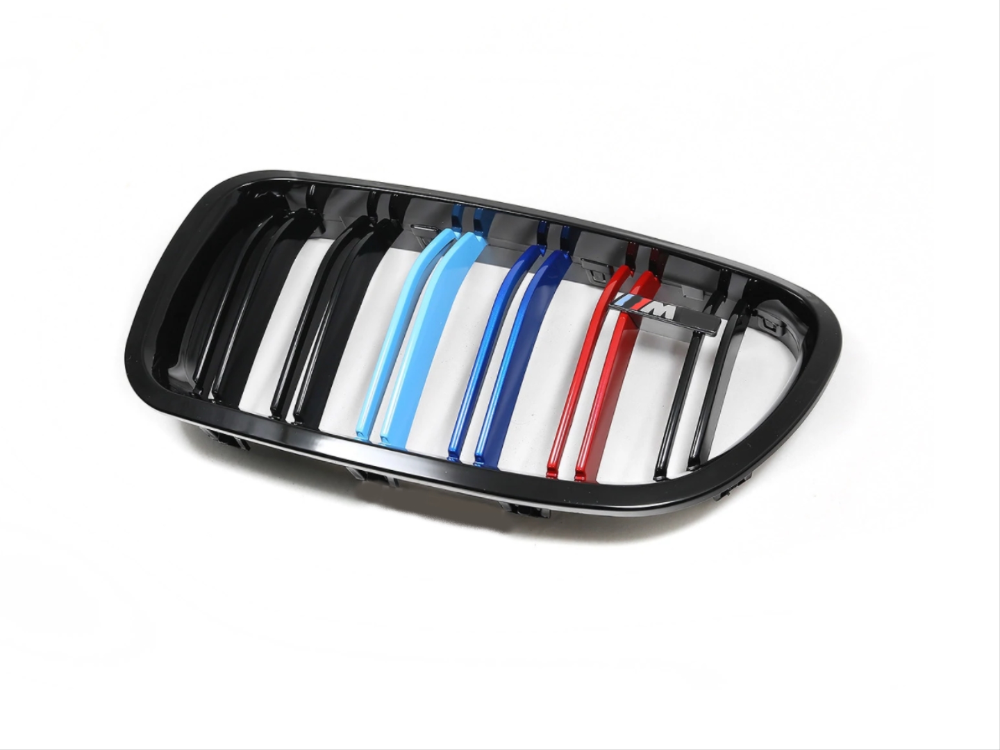 BMW 5 Serisi F10 2011-2018 için M5 Görünüm Bobrek (Çift Çizgi Panjur) - M Renk 2