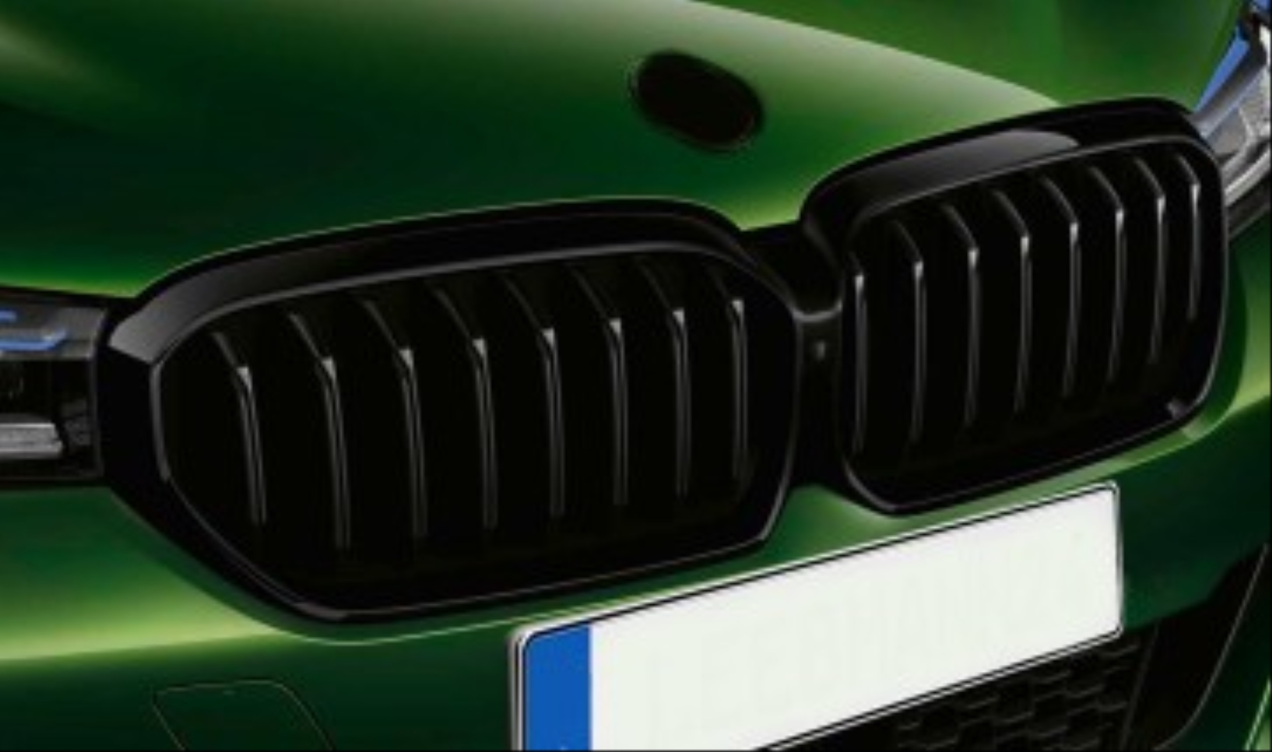 BMW 5 Serisi G30 (2020 ve sonrası) Uyumlu LCI Shadow Line Panjur (Böbrek) - 51129852168 2