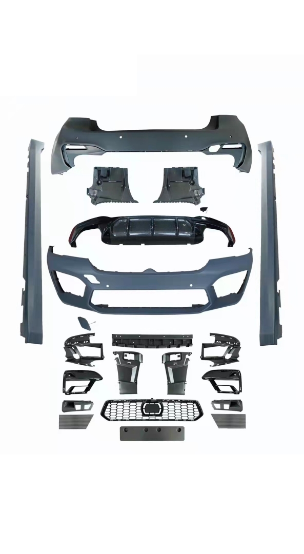 BMW 5 Serisi G30 2021+ LCI M5 Body Kit 3