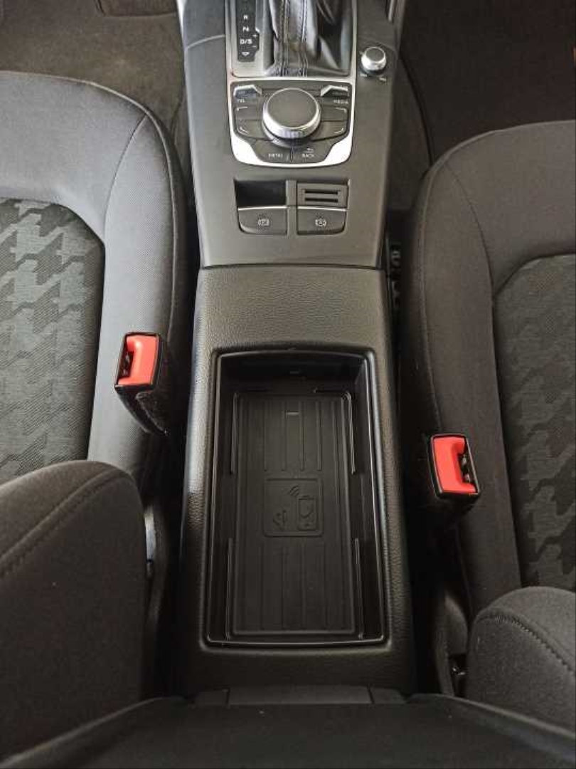 Audi A3 2012-2019 İçin Uyumlu Kablosuz Şarj Standı 2