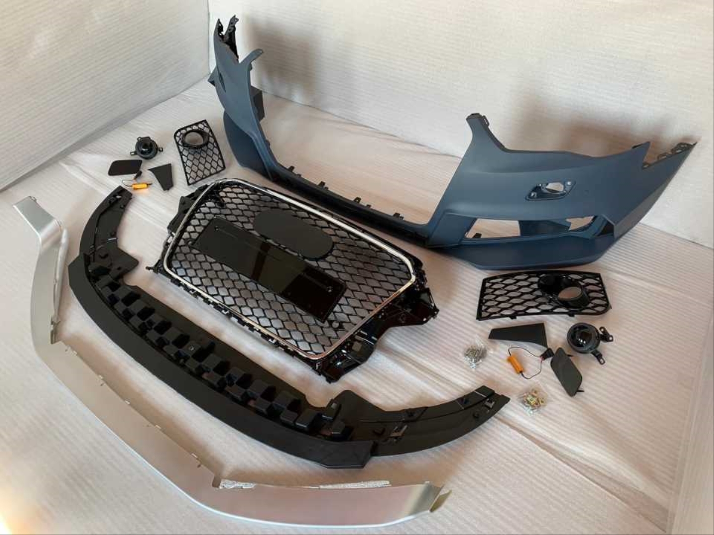 A3 2013-2016 HATCHBACK UYUMLU RS3 ÖN TAMPON SET 3