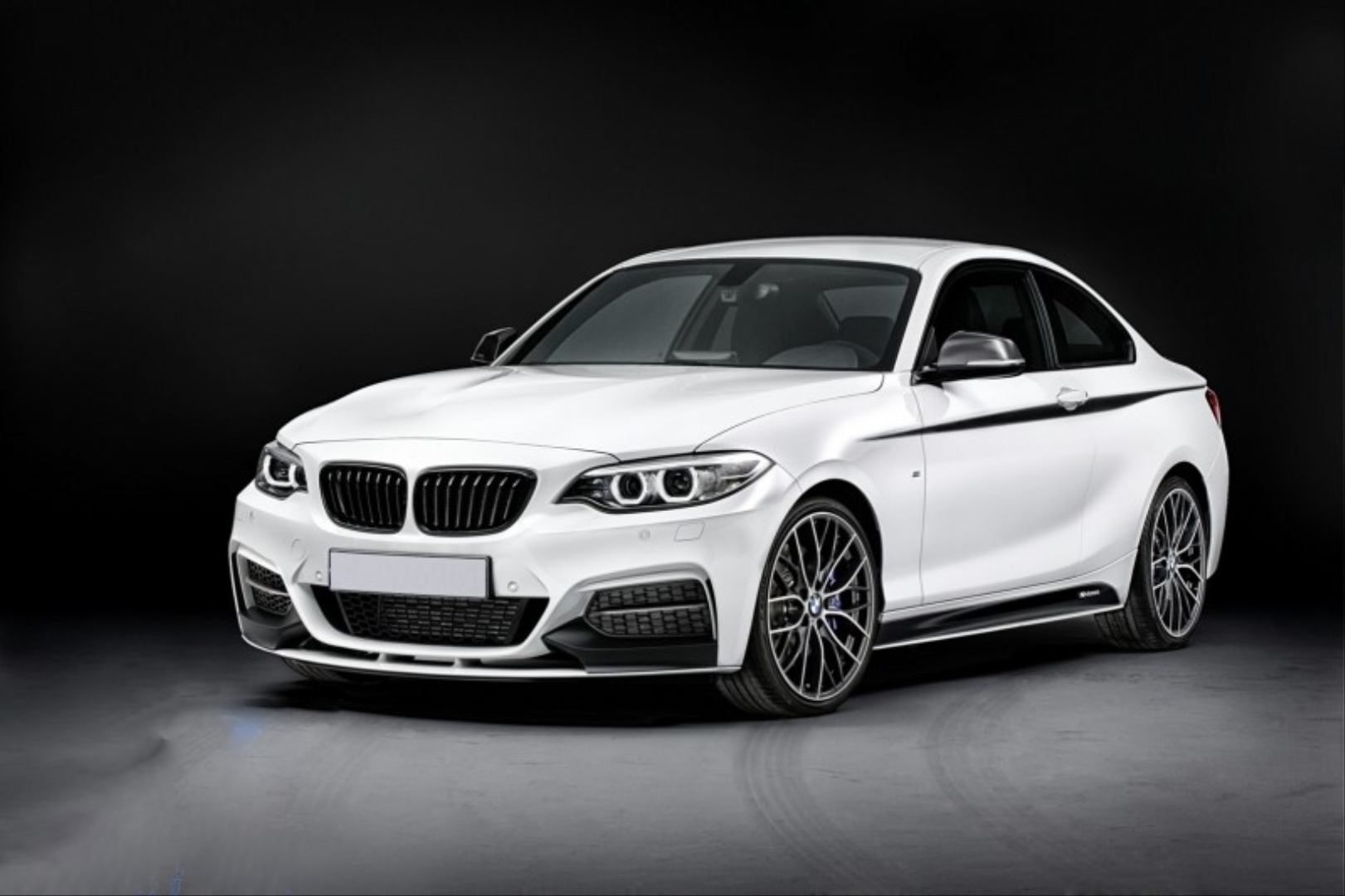 BMW 2 Serisi F22 M Performans Ön Lip Parlak Siyah 5