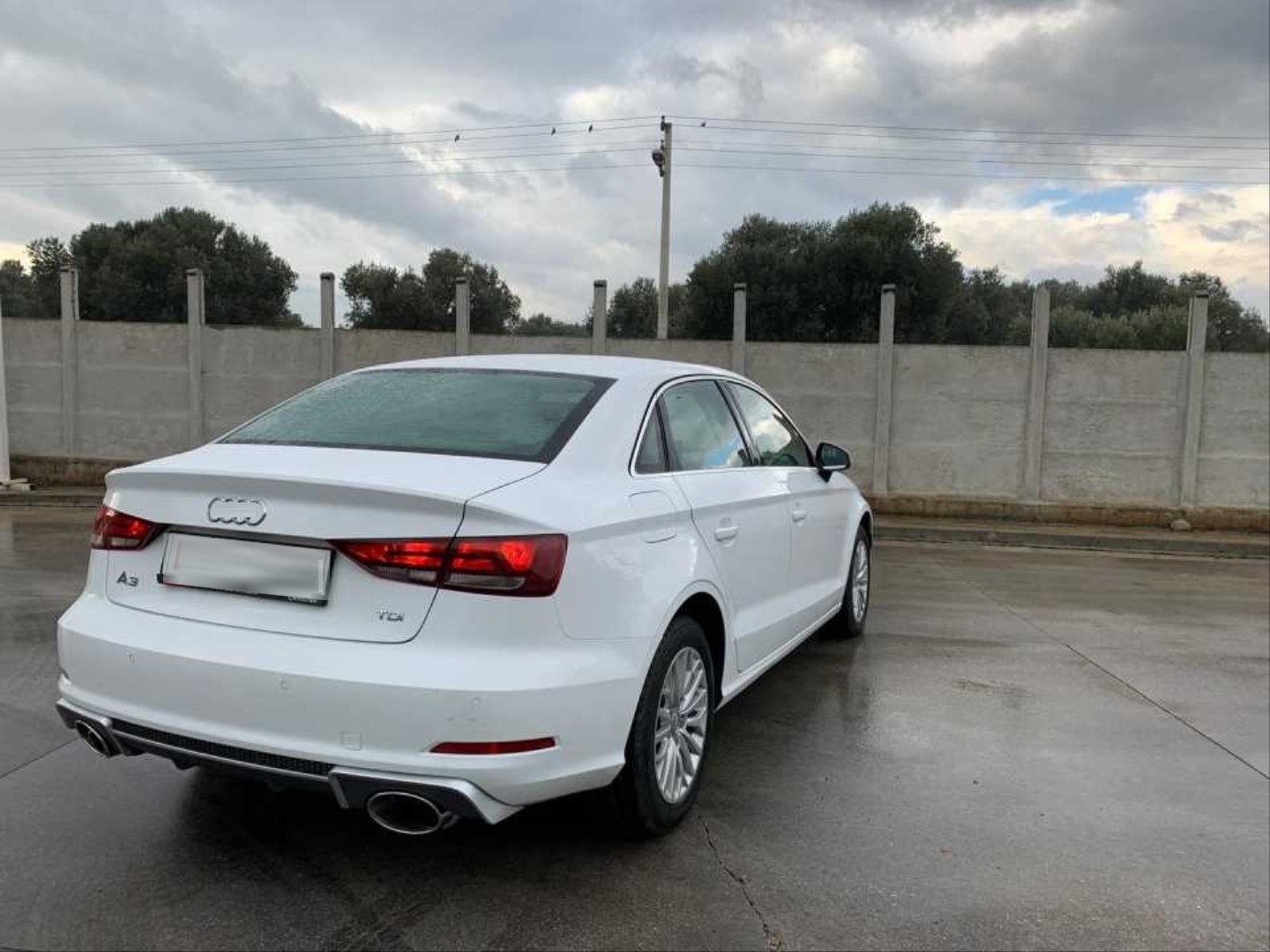 Audi A3 2013-2016 Sedan için Uyumlu RS3 Difuzor (Normal Tampon) 5