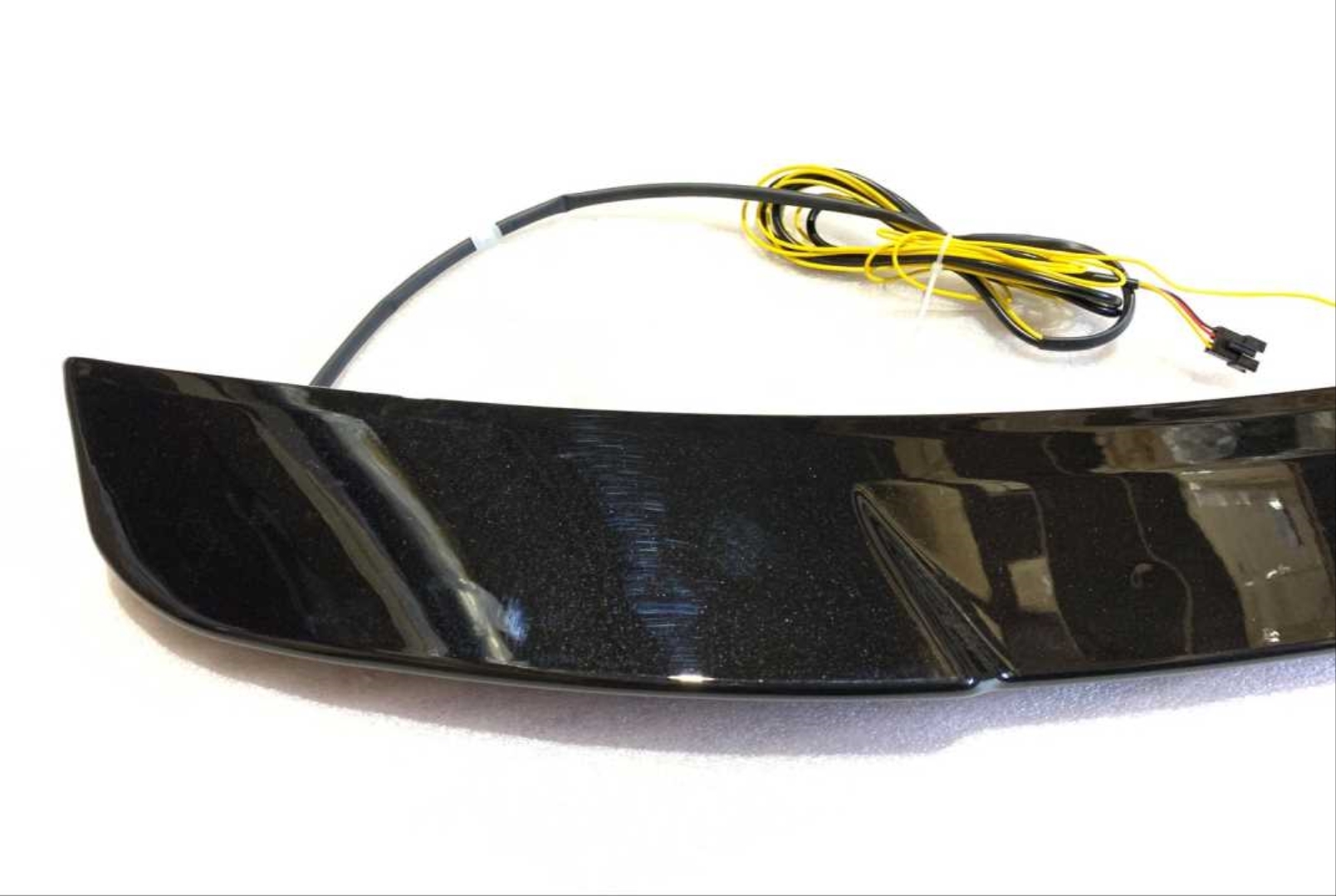 Audi A3 2013-2019 Sedan Uyumlu LED Spoiler Piano Black (Parlak Siyah) 4