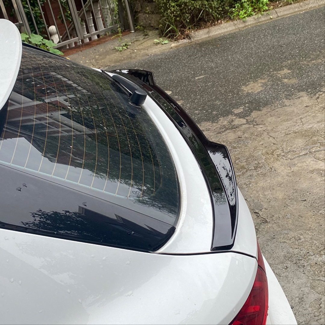 Audi A3 2021+ Hatchback İçin Uyumlu Mid Spoiler 2