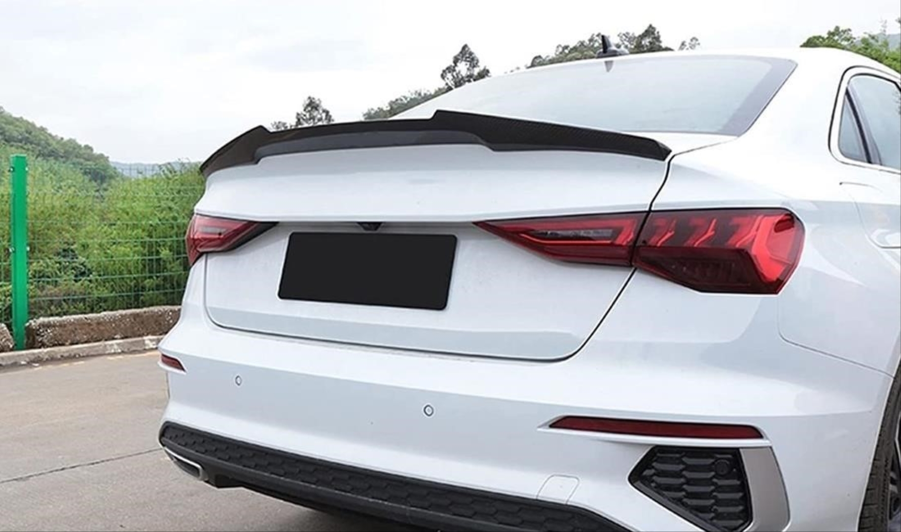A3 2021+ Sedan Uyumlu M4 Spoiler - Piano Black (Parlak Siyah) 3