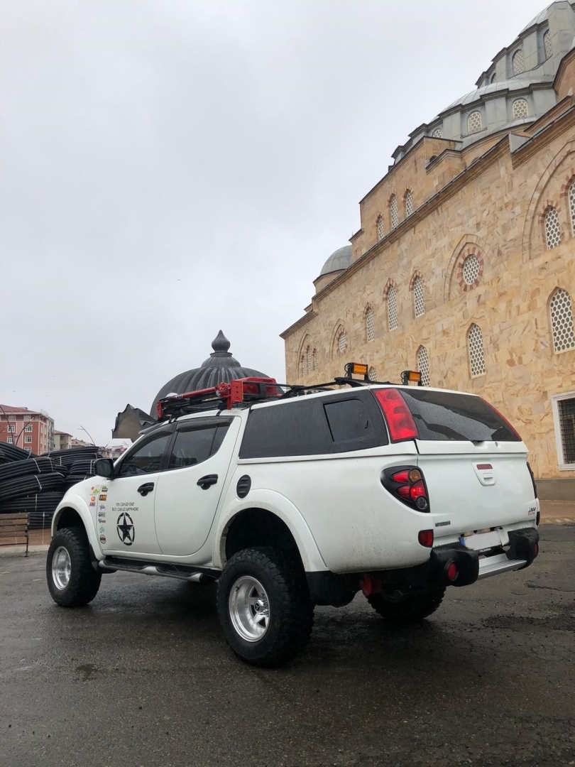 2008 - 2014 Mitsubishi L200 Uyumlu Stop Çerçeve Kaplama Siyah 5