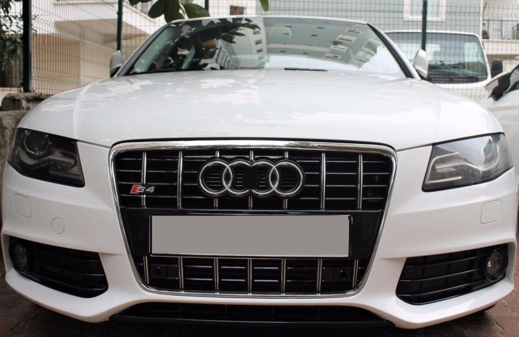 Audi A4 (2008-2012) için Uyumlu S4 Panjur - Siyah 4