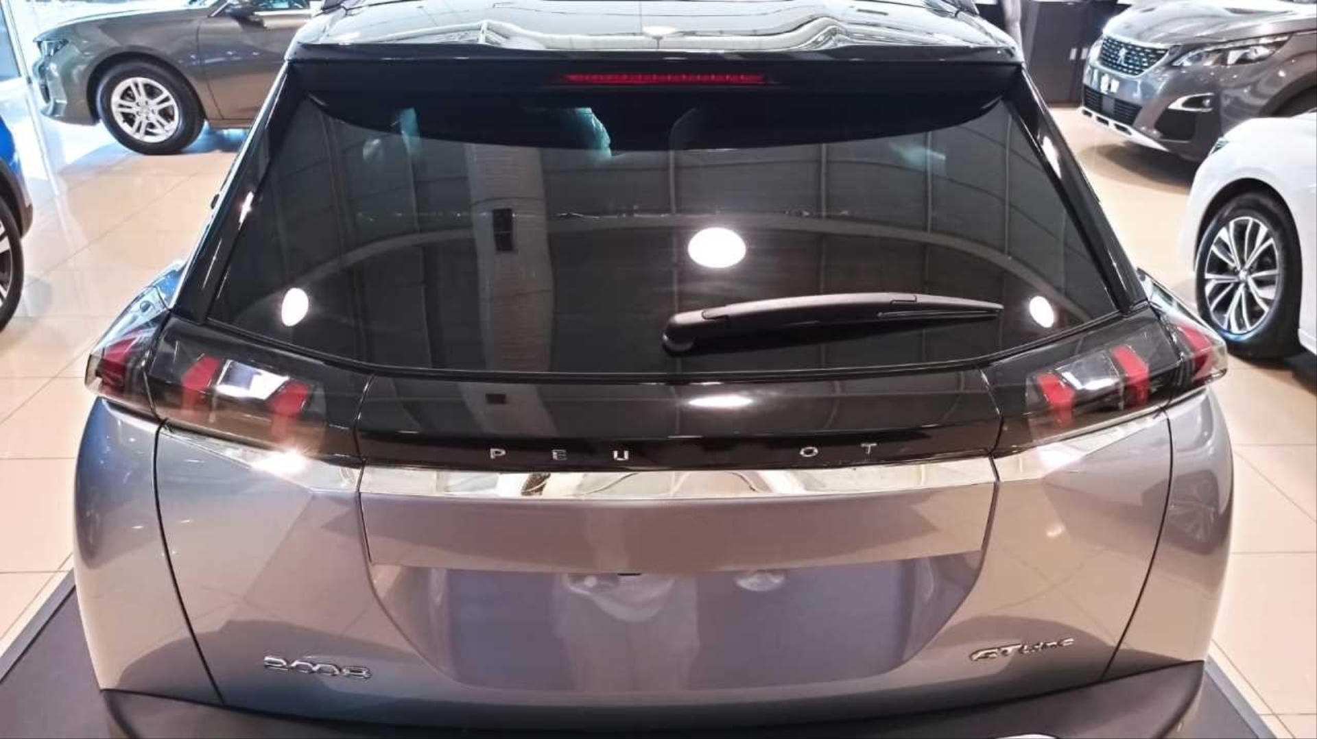 2008-2012 Honda Civic İçin Uyumlu Bagaj Üst Kromu (3 Parça) 5