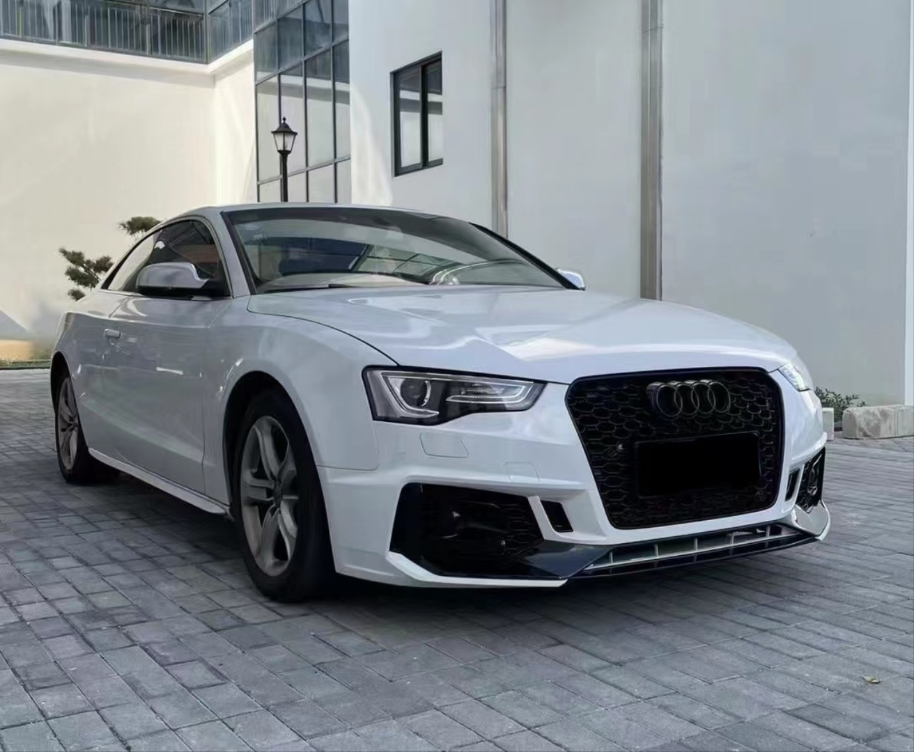 Audi A5 2012-2015 için uyumlu RS5 2017+ facelift ön tampon & panjur set 2
