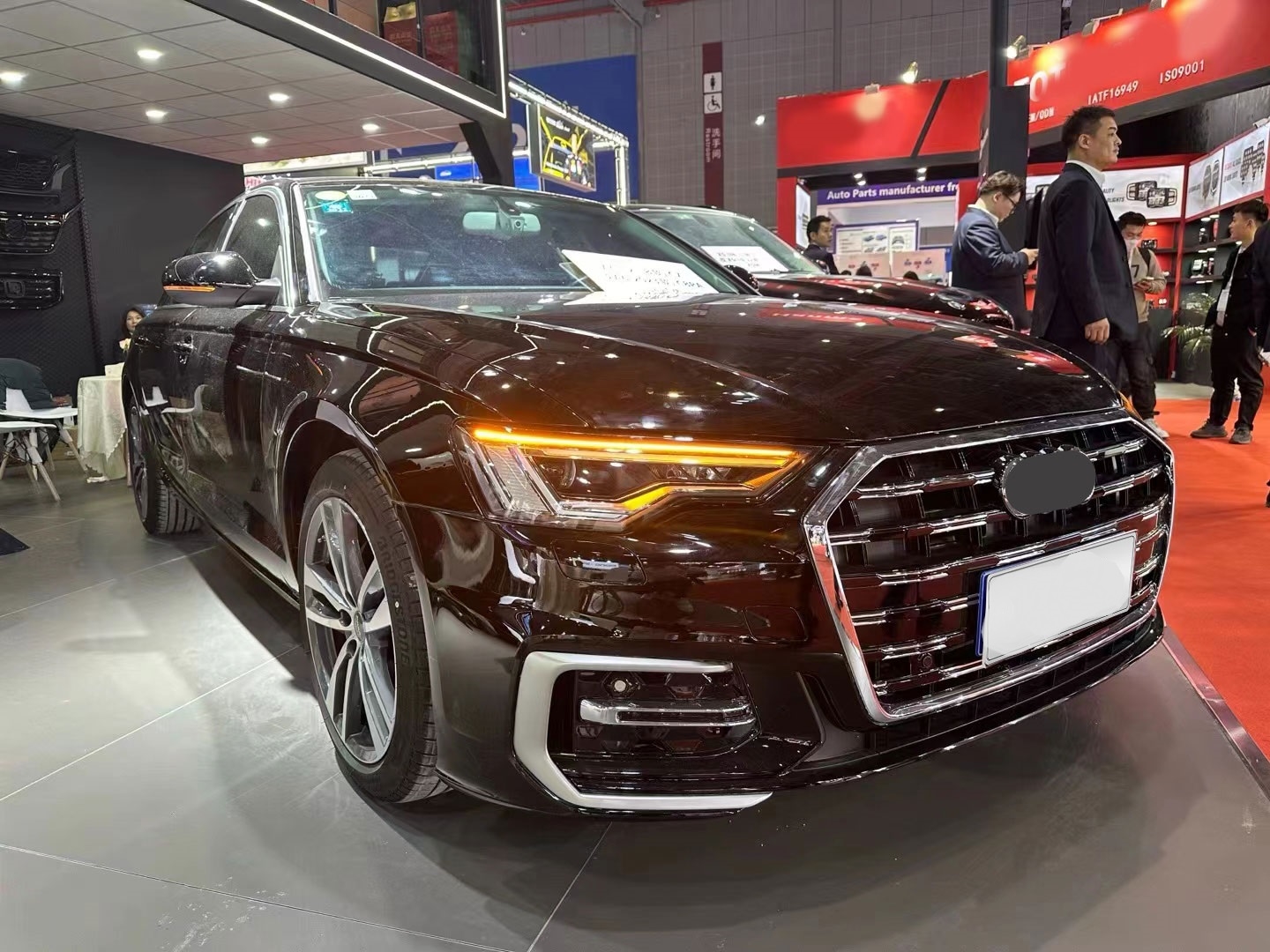 A6 (C7) İçin C8 Facelift Body Kit 2