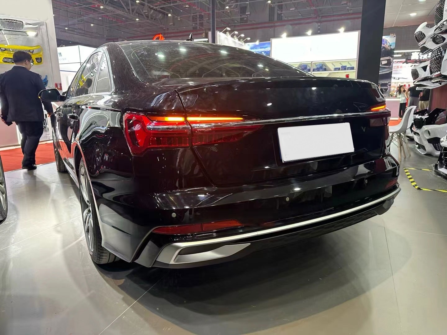 A6 (C7) İçin C8 Facelift Body Kit 3