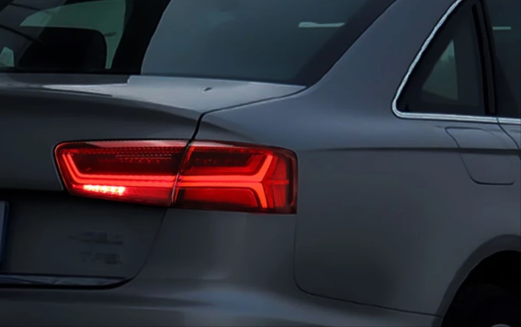 Audi A6 2012-2014 İçin Uyumlu Facelift LED Stop 3