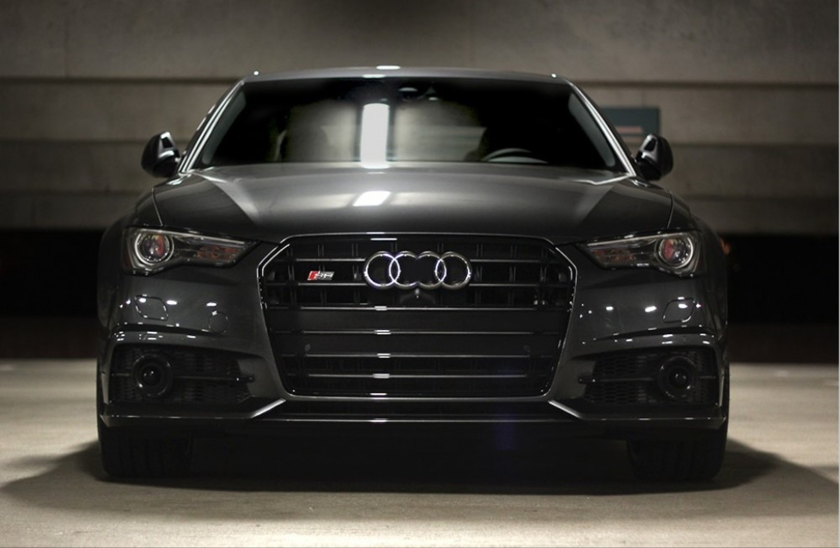 Audi A6 2012-2014 İçin Uyumlu S6 Siyah Panjur 4