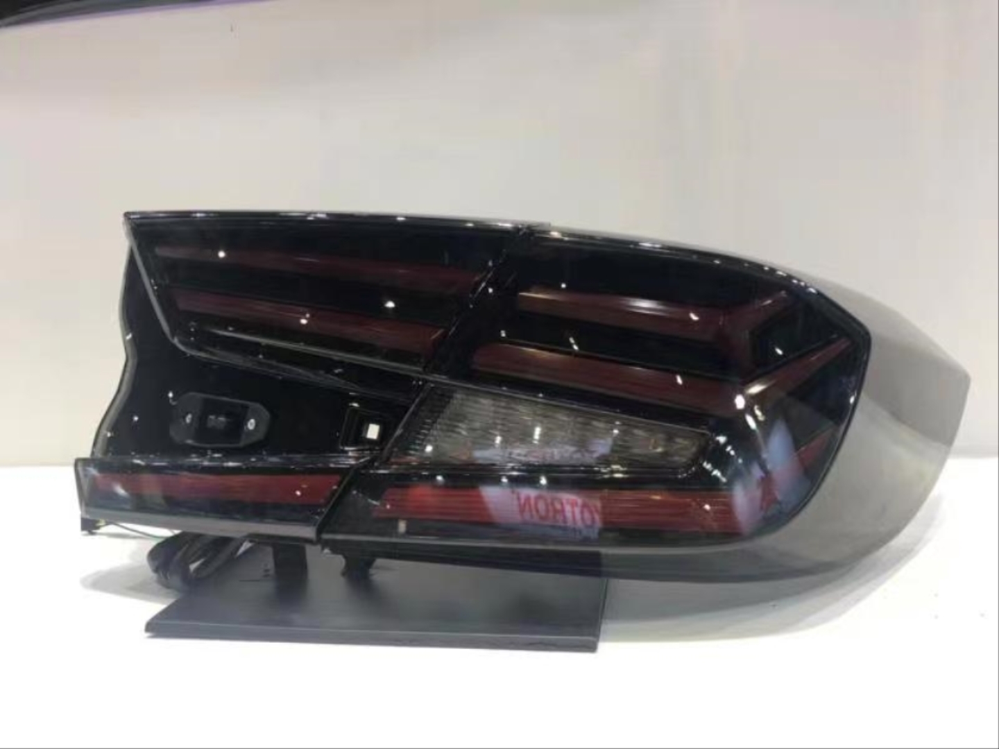 2020+ Honda Accord için Uyumlu V1 Smoke LED Stop 2