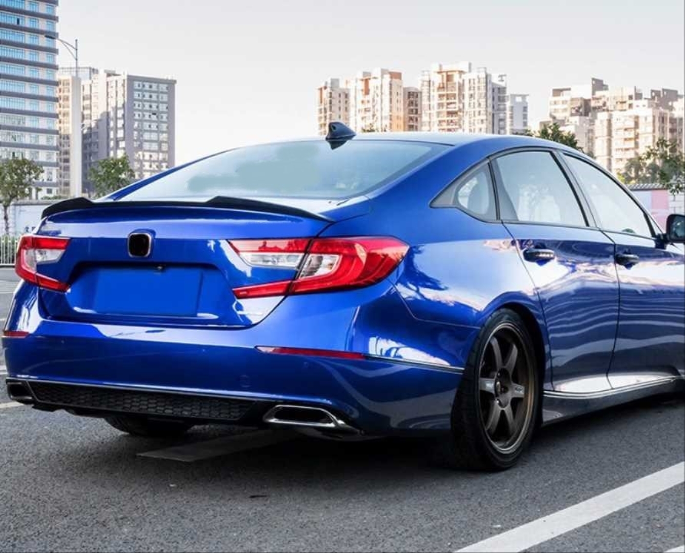 Honda Accord 2020+ Için Uyumlu M Spoiler - Piano Black (Parlak Siyah) 3