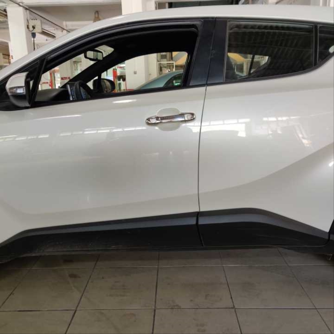 Toyota C-HR 2016-2019 İçin Uyumlu Kapı Kolu Kaplama Krom 5