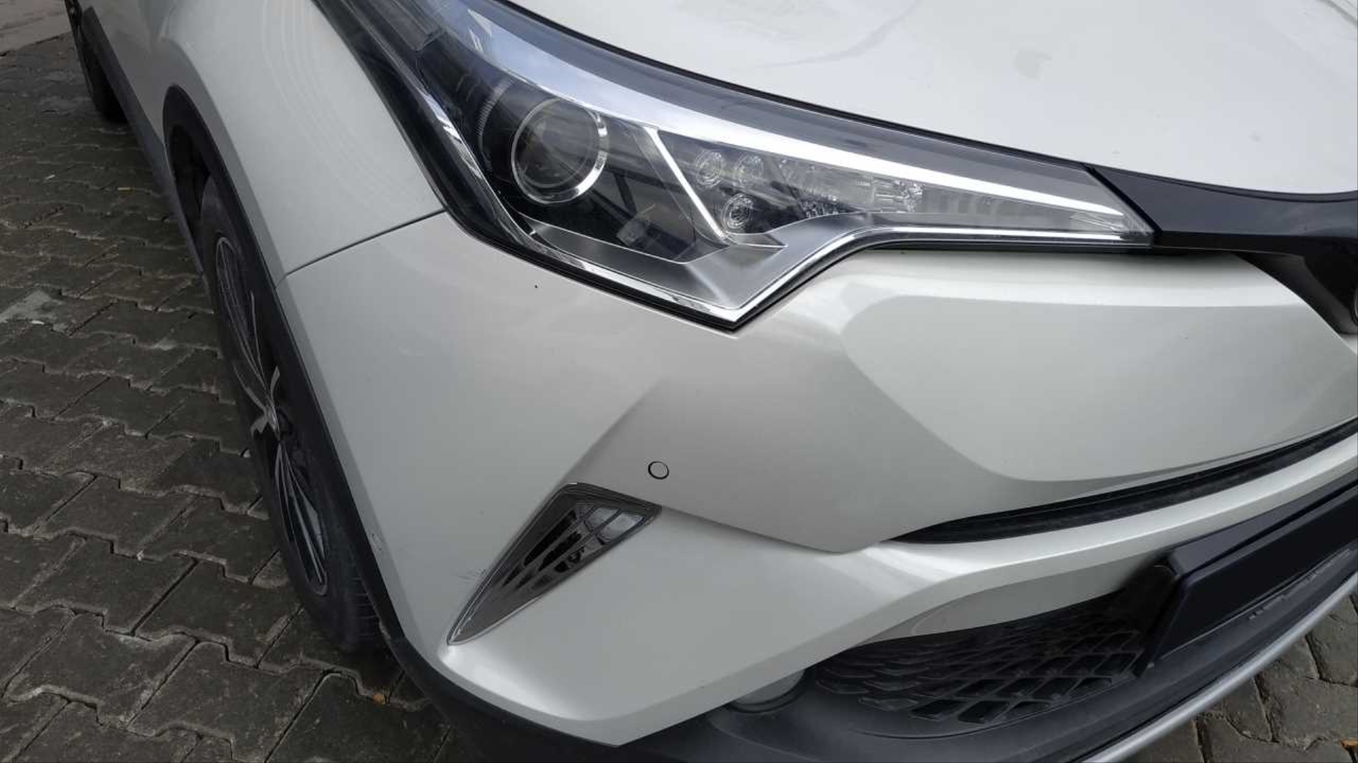 C-HR 2016-2019 İçin Uyumlu Ön Sis Kaplaması Nikelaj 3