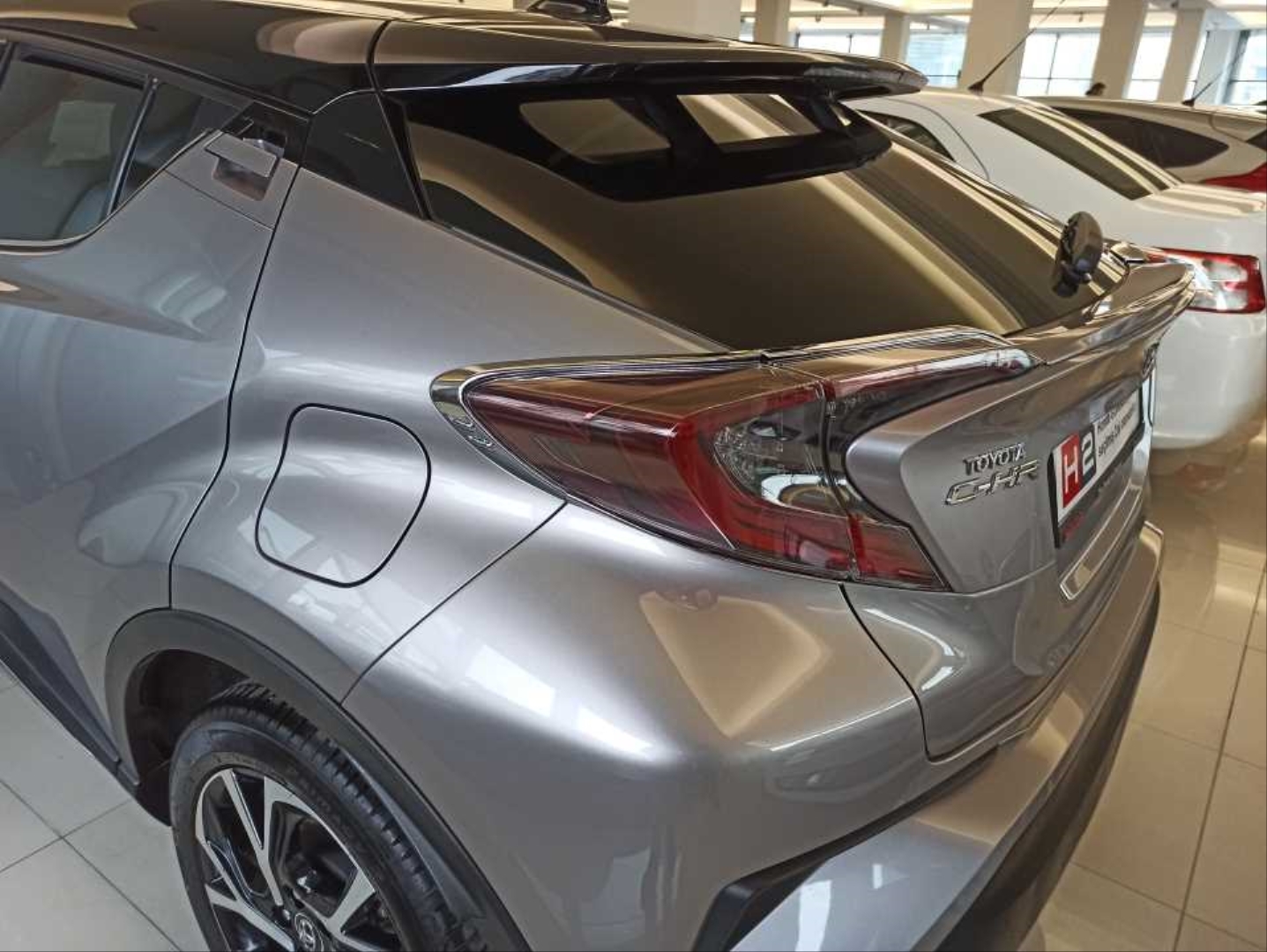 Toyota C-HR 2016-2019 için Uyumlu Stop Kaplama - Nikelaj 3