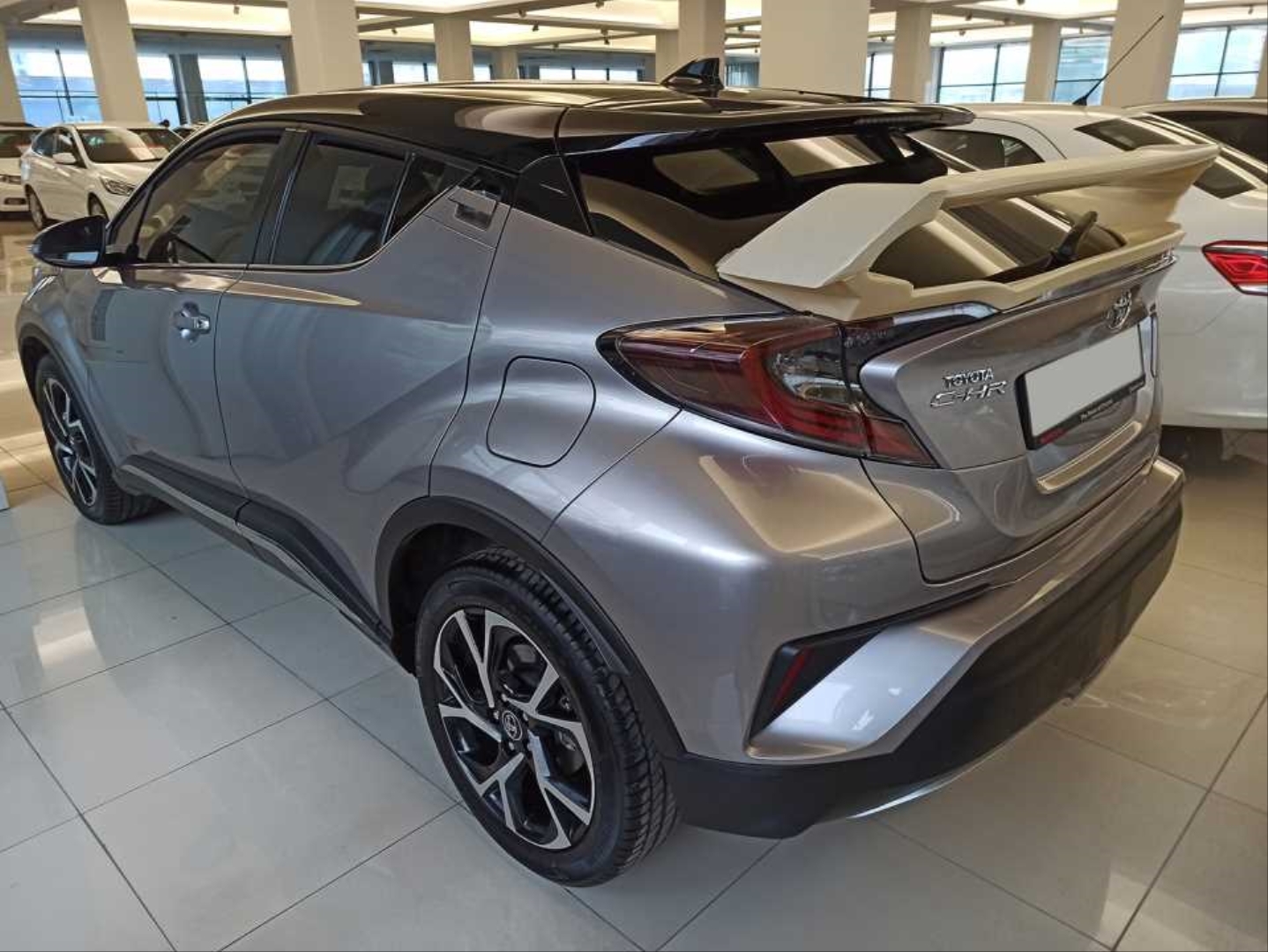 Toyota C-HR 2016-2019 Uyumlu Yüksek Spoiler 3