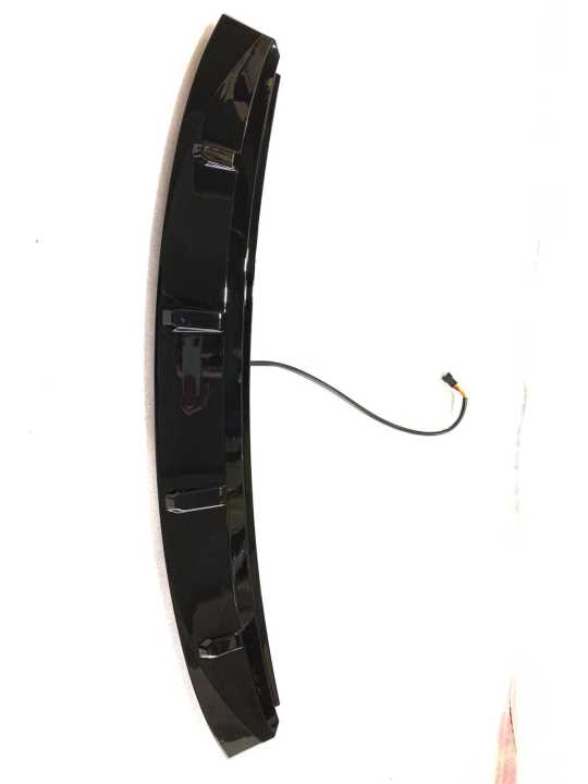 C-HR İçin Uyumlu LED Spoiler 5