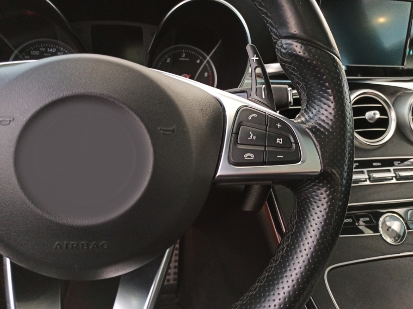 Mercedes-Benz GLC Serisi İçin Uyumlu Paddle Shift (F1 Kulakçık) Siyah 5