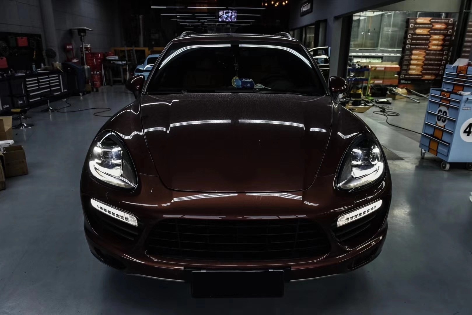 Porsche Cayenne 2011-2014 Uyumlu Facelift LED Far (2018+ Görünüm) 3