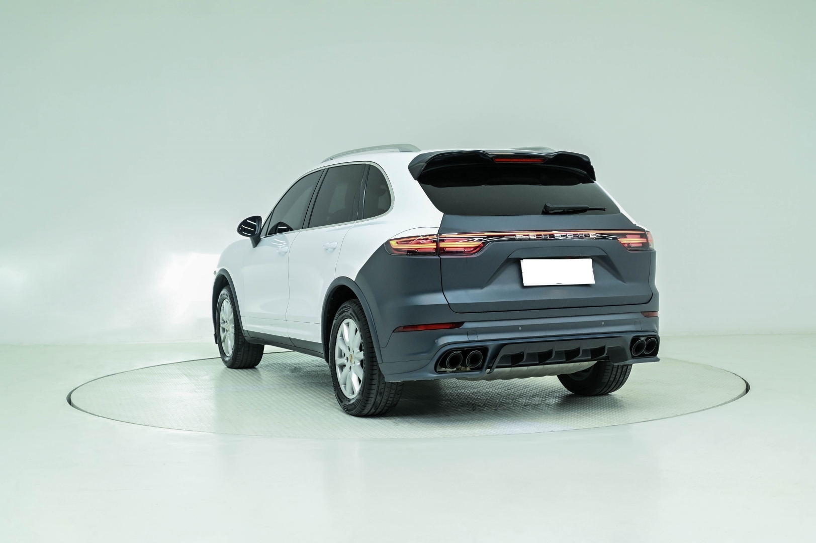 Porsche Cayenne 2011-2014 için Uyumlu 2019+ Bagaj Facelift 4