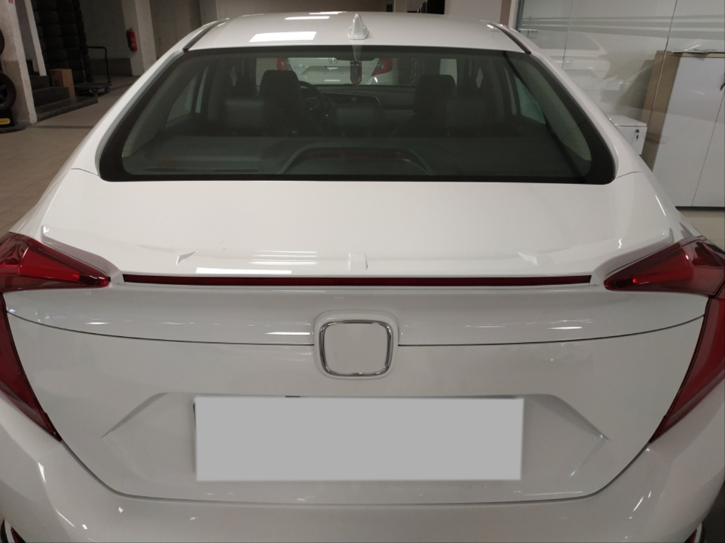 Honda Civic 2016-2021 FC5 LED Spoiler 4
