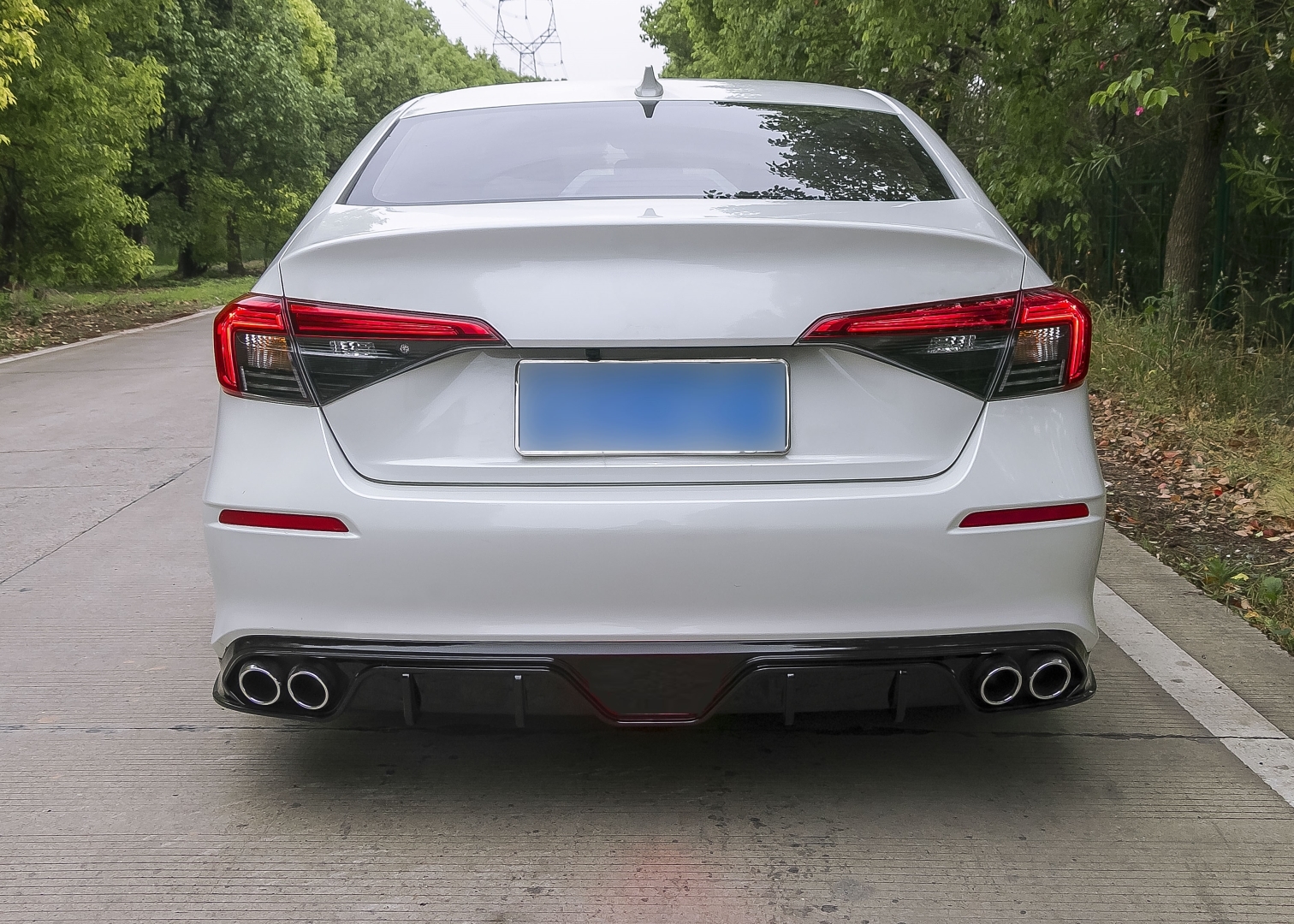 Honda Civic 2022 4 Egzoz Difüzör 3