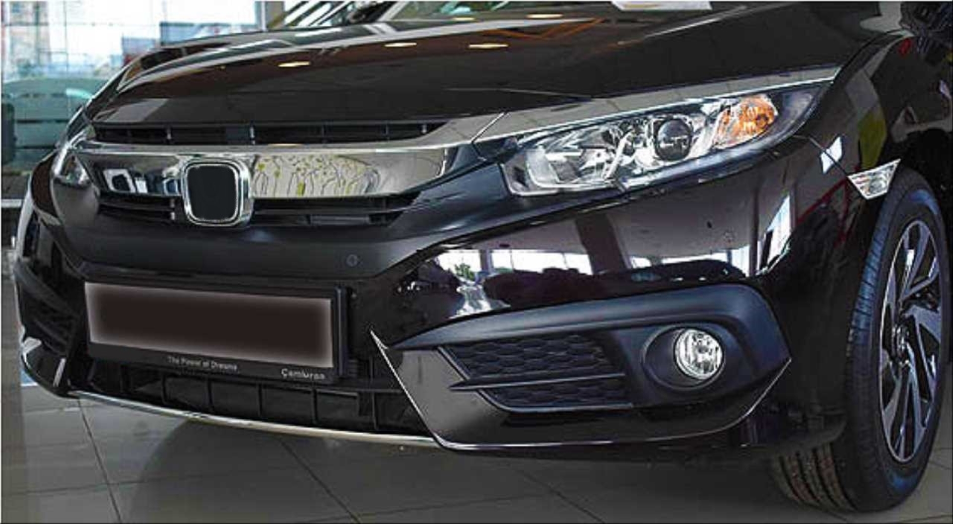 Honda Civic FC5 (2016-2019) İçin Uyumlu Ön Tampon Alt Nikeliği - 2 Parça 4