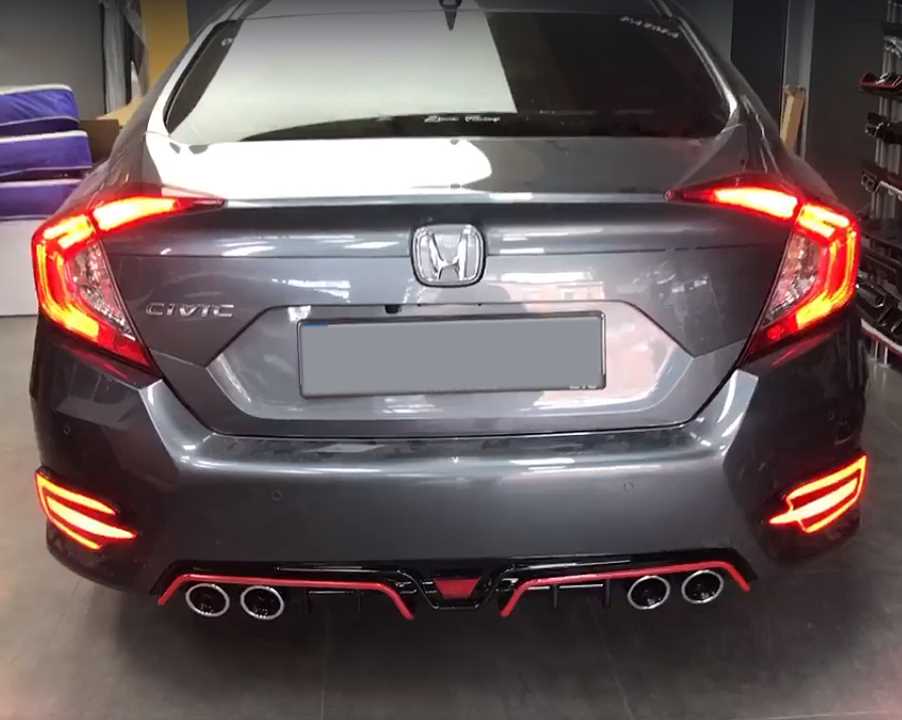 Civic FC5 2016-2020 İçin Uyumlu Difüzör 4 Egzoz Piano Black Kırmızı Şeritli 5