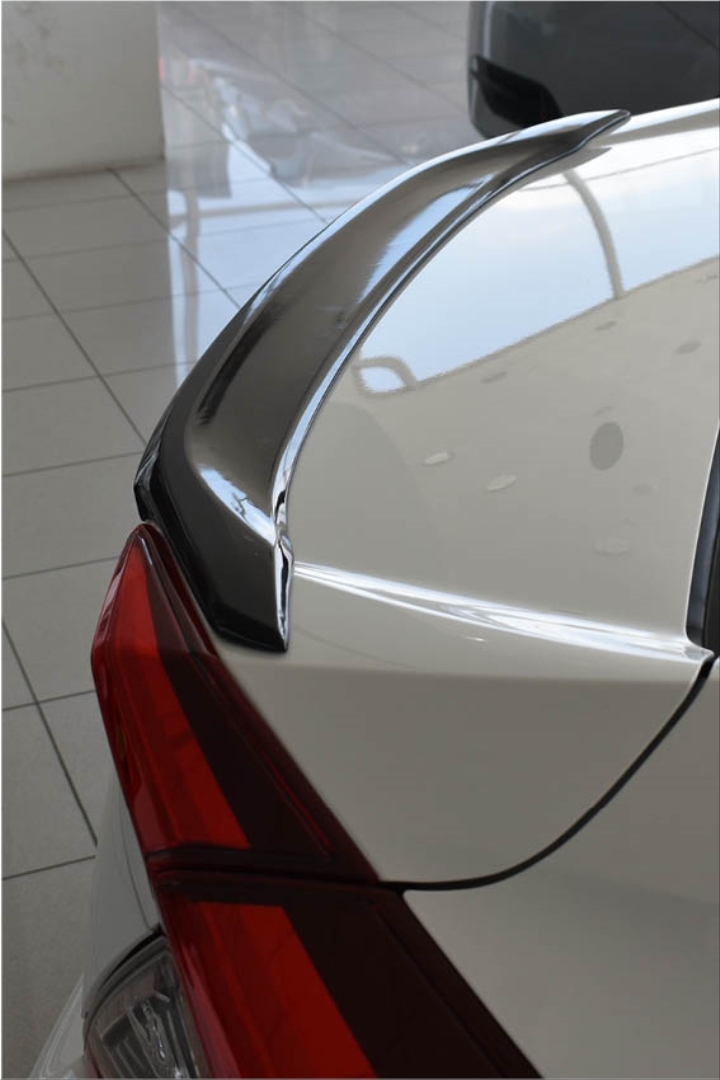 Honda Civic FC5 2016-2020 İçin Uyumlu Işıksız Spoiler (Boyasız) 4