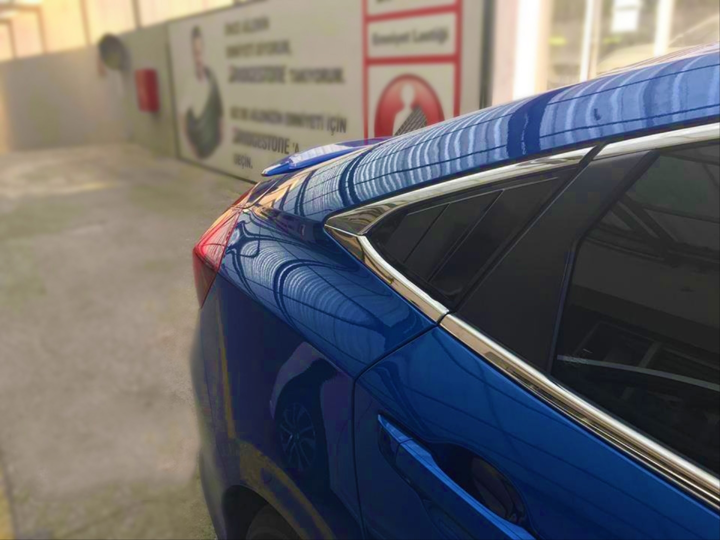 Civic FC5 2016-2020 için Uyumlu Kelebek Camı Kaplaması Piano Black 3