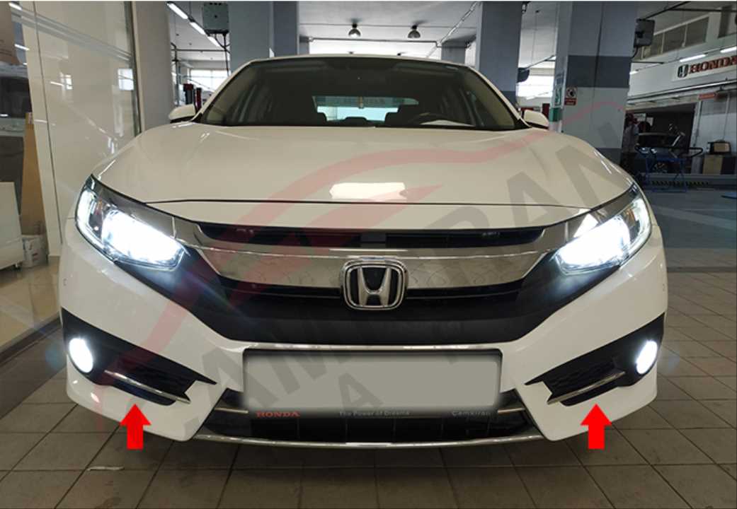 Honda Civic FC5 2016-2020 İçin Uyumlu Ön Sis Orta Çita Dizayn B 2