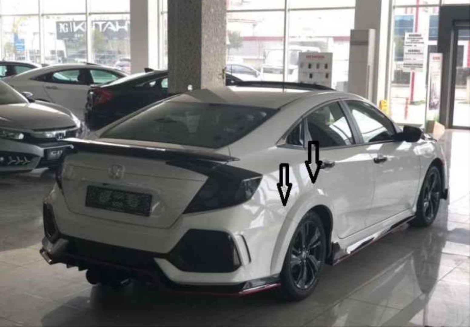 Honda Civic FC5 2016-2020 İçin Uyumlu Sedan Çamurluk Kabartma (Dodik) 2